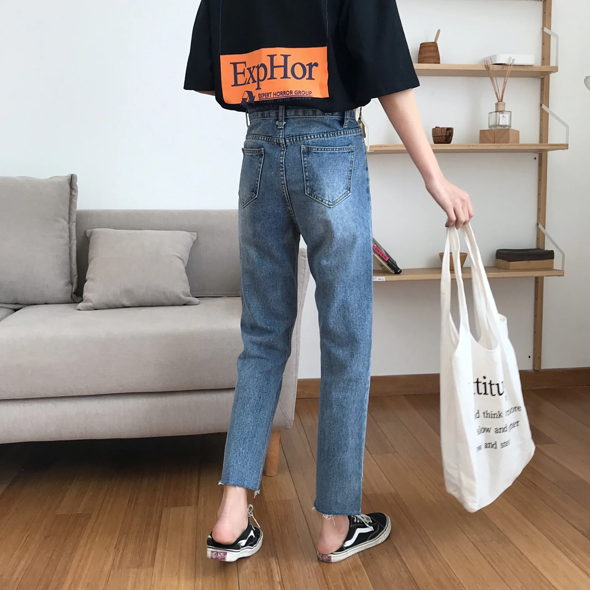 

2019 Autumn New Streetwear Frayed Tassel Cropped Jeans Women Boyfriend Loose High Waist Straight Pants Plus Size