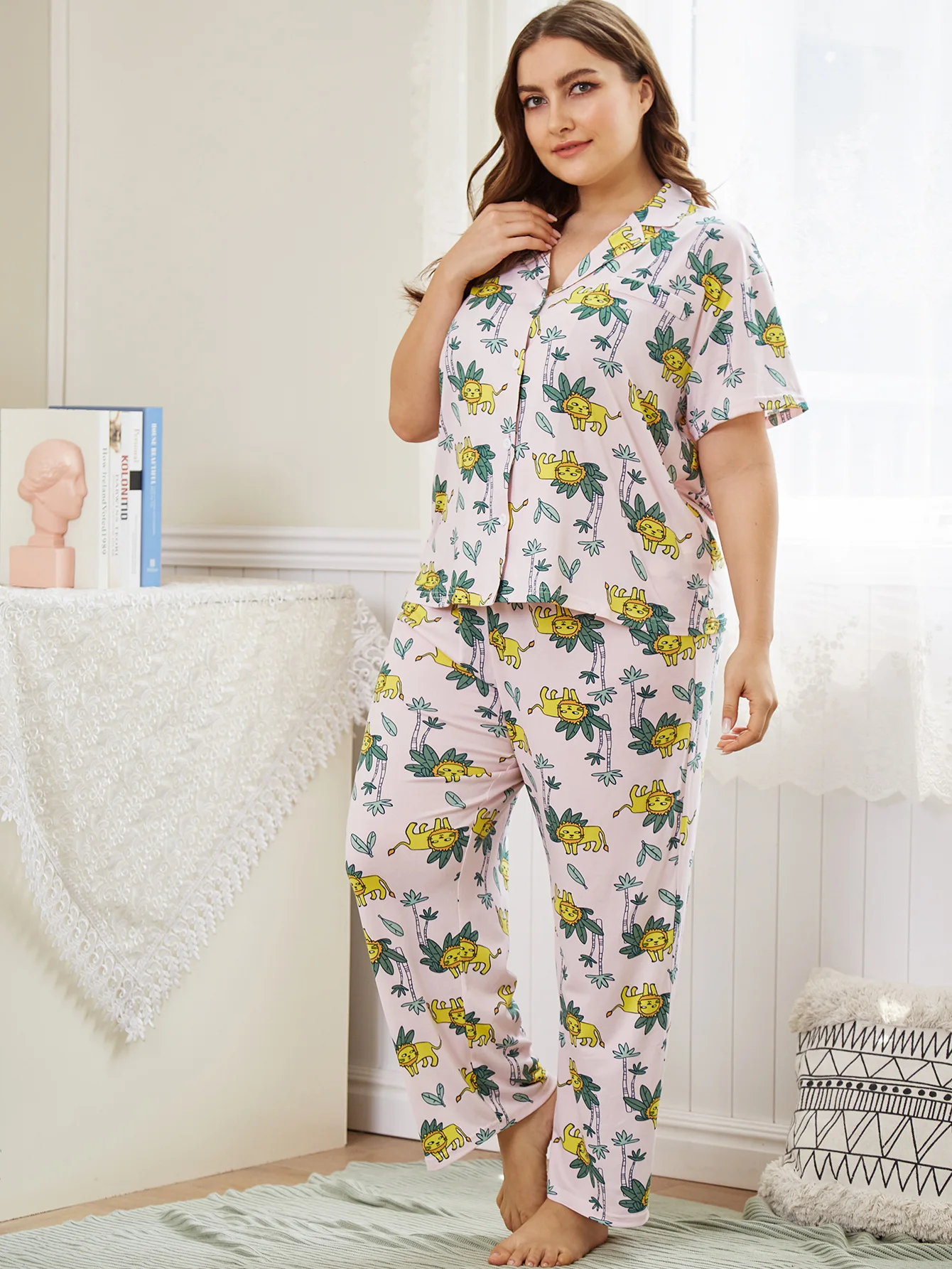

New 2021 Ladies Summer Plus Size Pajamas For Women Large Loose Short Sleeve Print Shirt And Pants Home Wear Sets 4XL 5XL 6XL 7XL