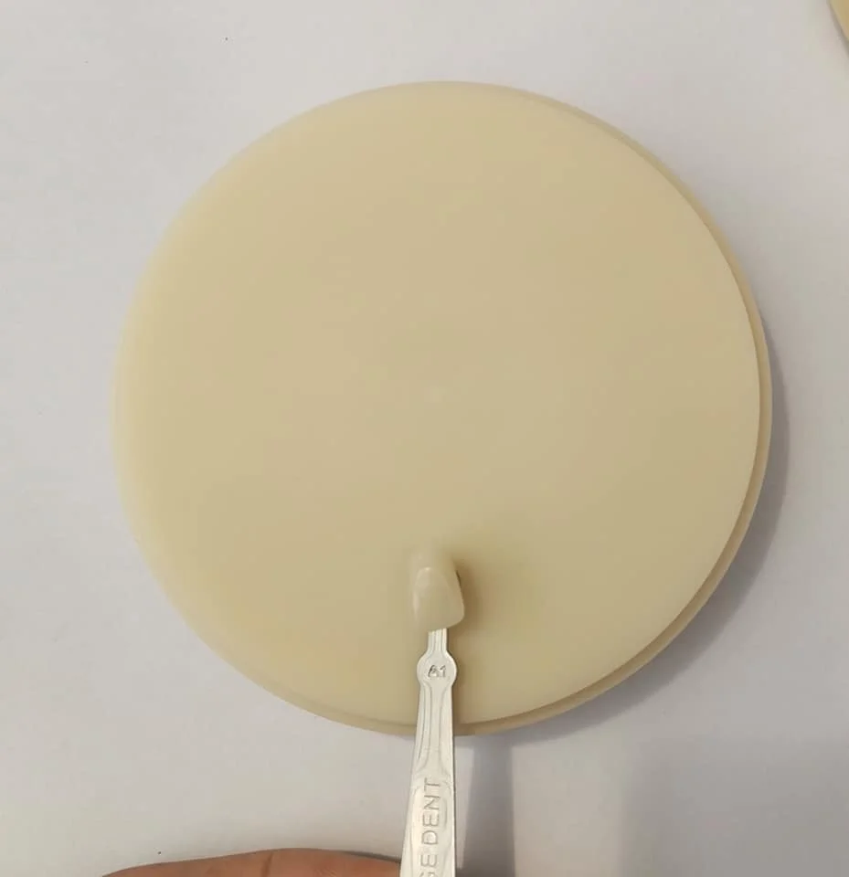 Monolayer Dental PMMA Resin Disc and Multilayer Dentist Chairside Material Tool A1 to D4 and BL1-BL4