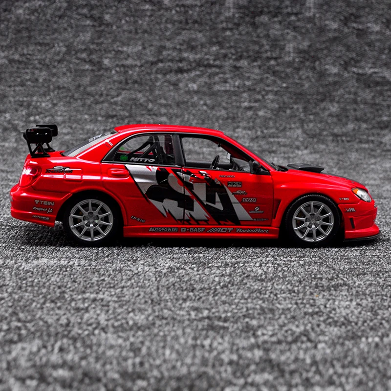 Модель гоночного автомобиля из сплава для Subaru Impreza 1:24 имитация металлической