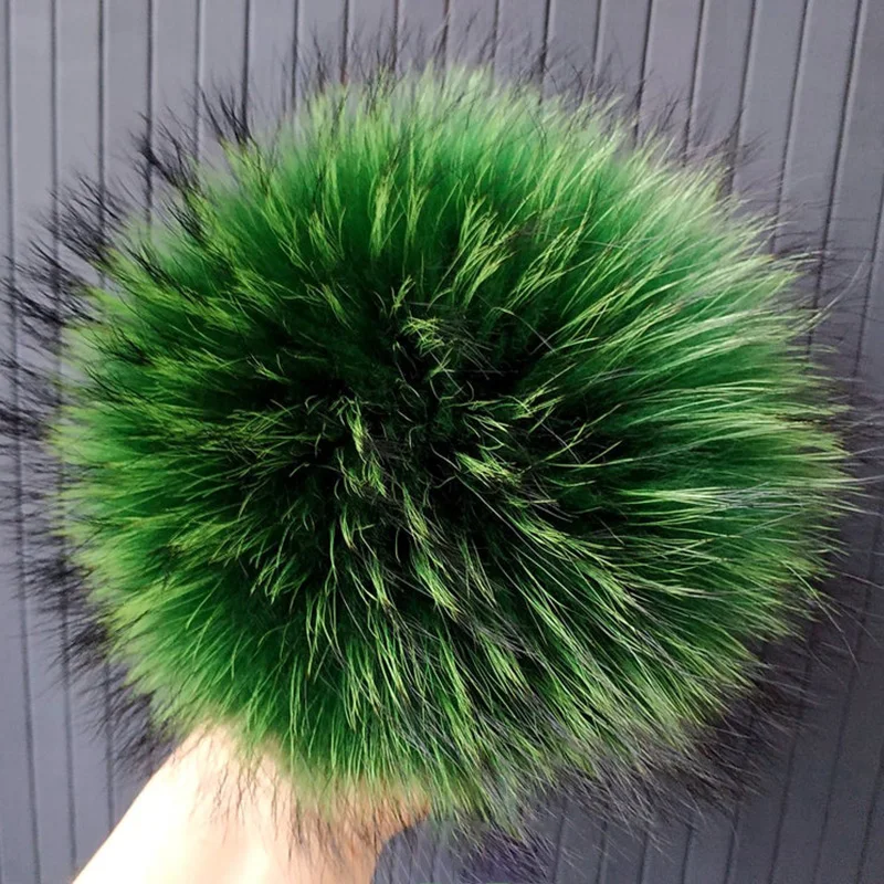 

2pcs/lot Raccoon Pom Pom Large Green Fur Pompom Huge Fur Pompoms 15cm for hats Beanies Shoes Pendants Keychains Accessories