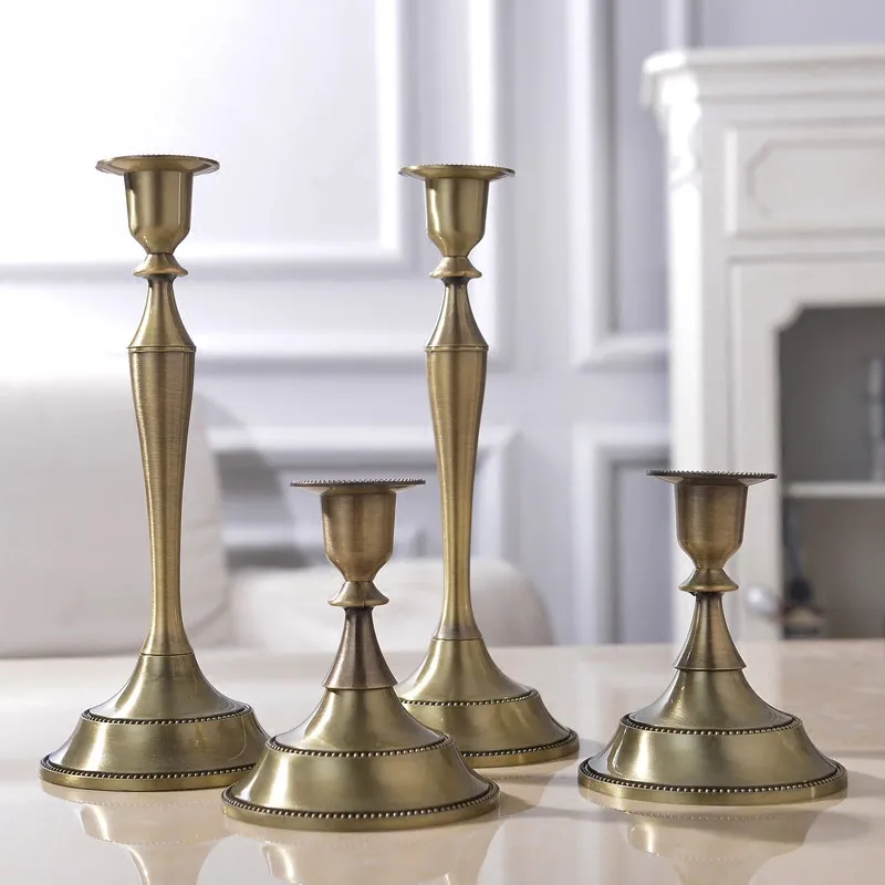 Бронзовый металлический подсвечник в винтажном стиле простой из сплава