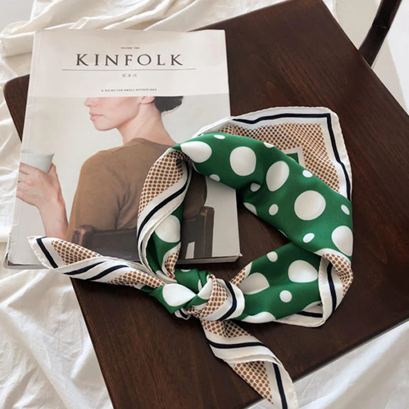 

Luna&Dolphin Women Small Square Scarf 70x70cm Chiffon Silk Feeling Big Dot Green White Satin Hair Ties Bands Neckerchief Bandana