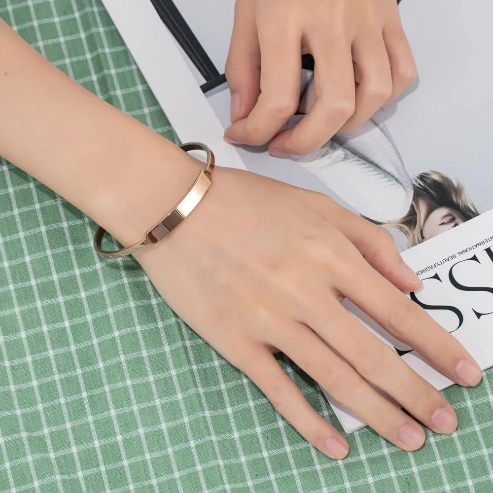 Браслет манжета с гравировкой имени на заказ позолоченный|Индивидуальные