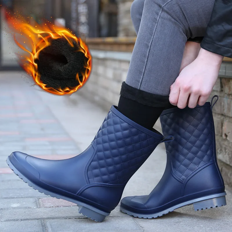 

New Rubber Rain Boots Women Mid-Tube Non-Slip Rain Lightweight Boots Antiskid Wear-Resistant Thickened PVC Waterproof Water