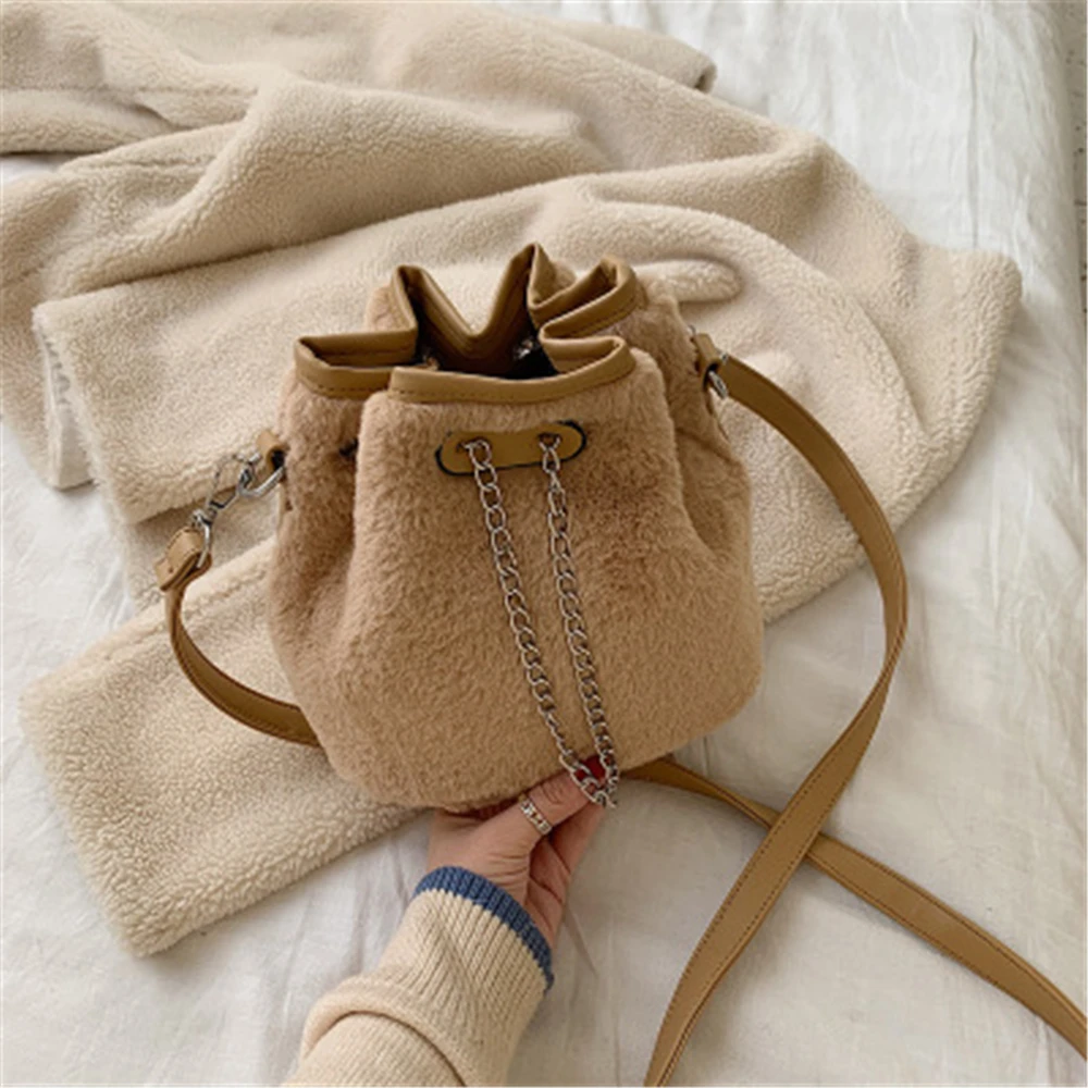 

Korean Version Autumn And Winter New Tide Plush Bucket Bag Western Style Women's
