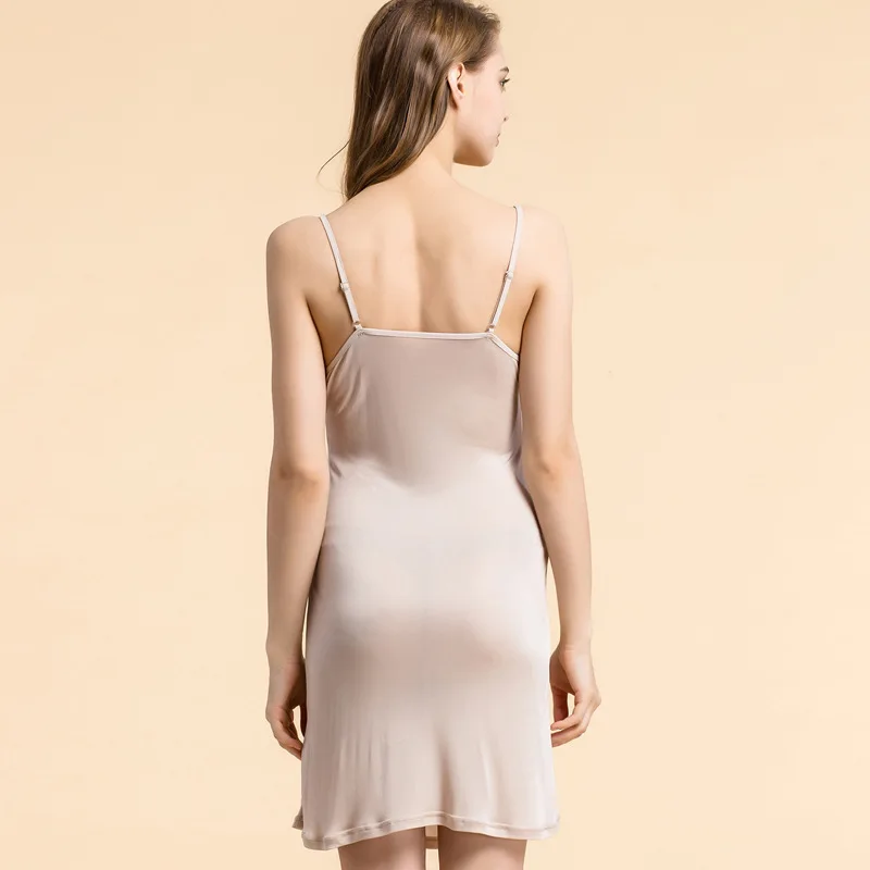 

Woman Summer Solid V-neck Spaghetti Strap Sleeveless 80% Silk Knee-length Dresses Female Thin With Chest Pad Halter Dress