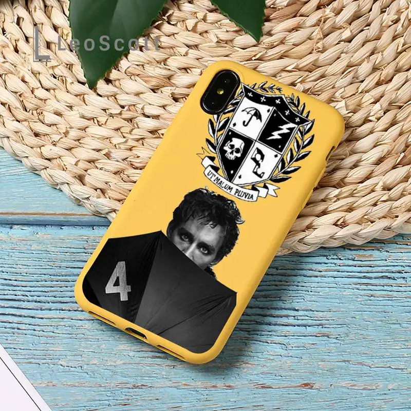 

Umbrella Academy funda cover shell Phone Case Candy Color Phone Case for iPhone 11 12 pro XS MAX 8 7 6 6S Plus X 5S SE 2020 XR