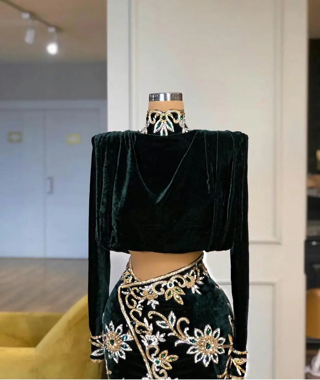 

Straight High Neck Sweep Train Velour Middle East Evening Dresses With Criss-Cross Applique