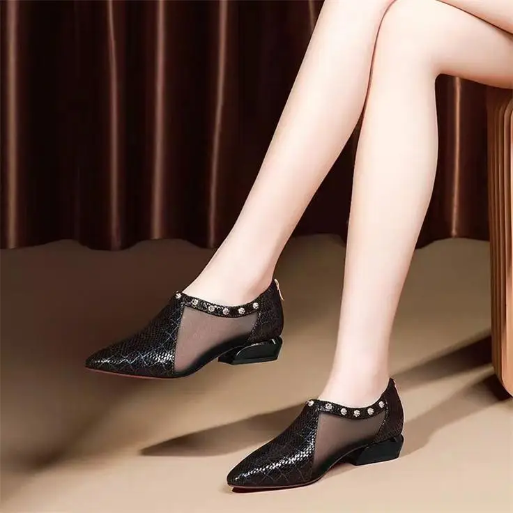 Сандалии гладиаторы женские сетчатые высокие босоножки на низком каблуке