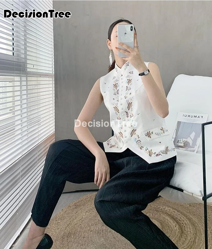 

2021 embroidery qipao vest women embroidery tops women chinese style vest waistcoat print mandarin collar women vest