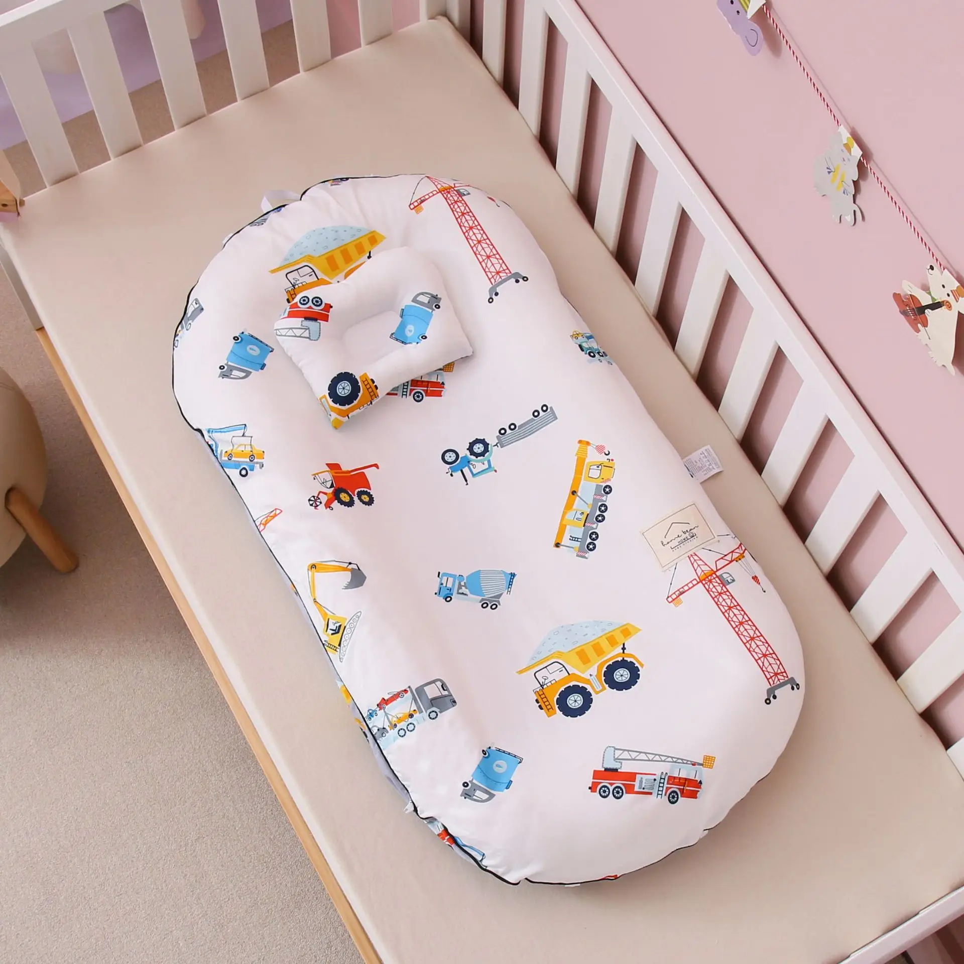 

New Baby Nest Bed with Pillow 90*50cm Portable Crib Travel Bed Infant Toddler Cotton Cradle for Newborn Baby Bed Bassinet Bumper