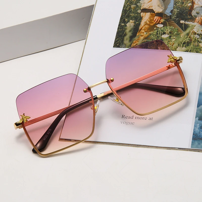 Новинка 2022 модные солнцезащитные очки с маленькой Пчелкой женские без оправы со