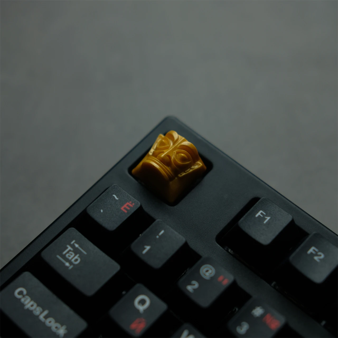 

Custom Natural Resin Keycaps For Mechanical Keyboard Egyptian Pharaoh Key Cap Gaming Accessories Personalized Gift Keycap 1Pc