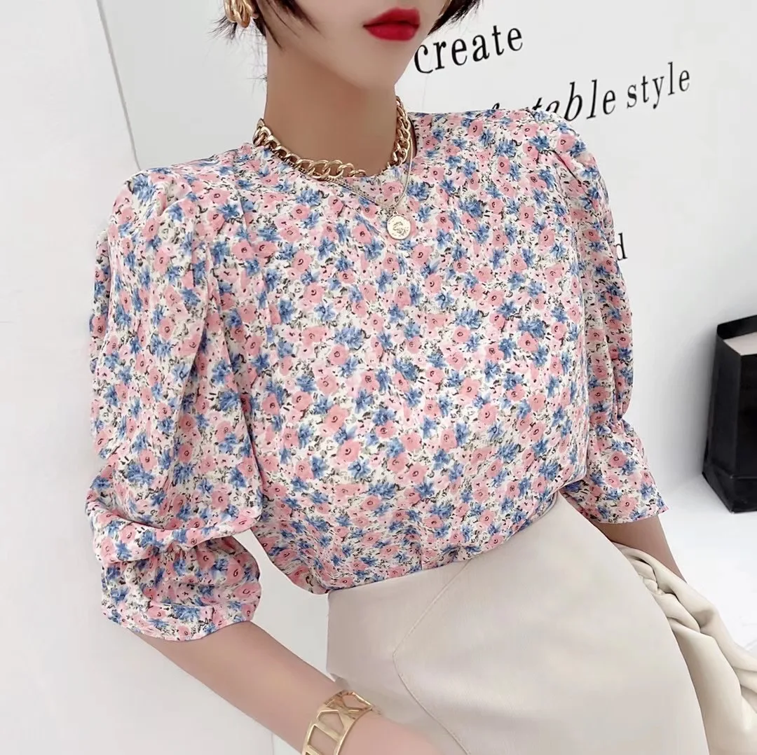 

Summer Floral Blouse Women 2021 Summer Pink Print O-neck Shirt Ladies Elegant Vintage Tops Female Casual Shirts Lady
