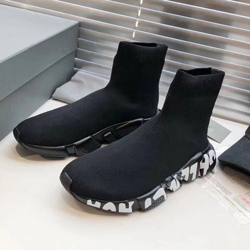 

2021 early spring new Paris stretch socks shoes high top men and women star Yang Mi the same sports casual shoes trend running