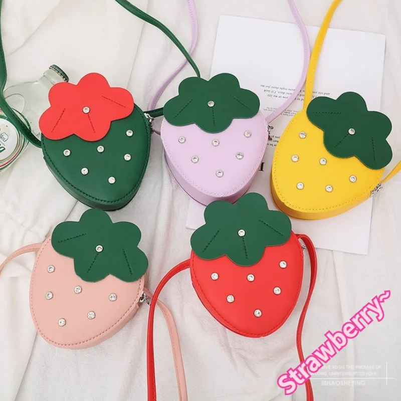 

Lovely Children's Shoulder Messenger Bags Cute Strawberry Girls Kids Fashion Mini Wallet Handbags Princess Small Coin Purse
