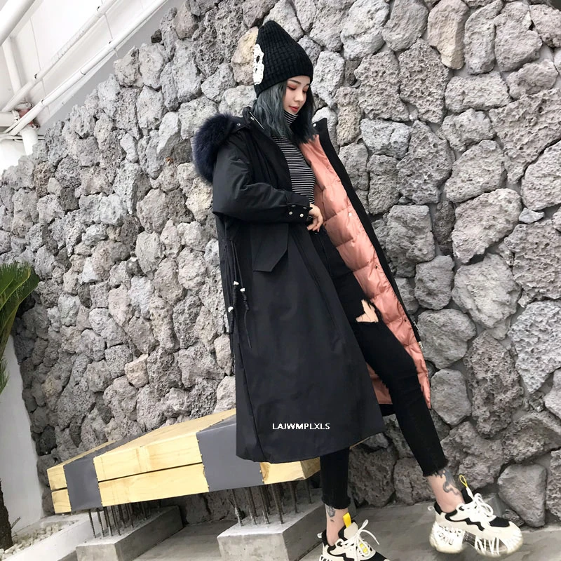 Утолщенная теплая парка на белом утином пуху с большим воротником из