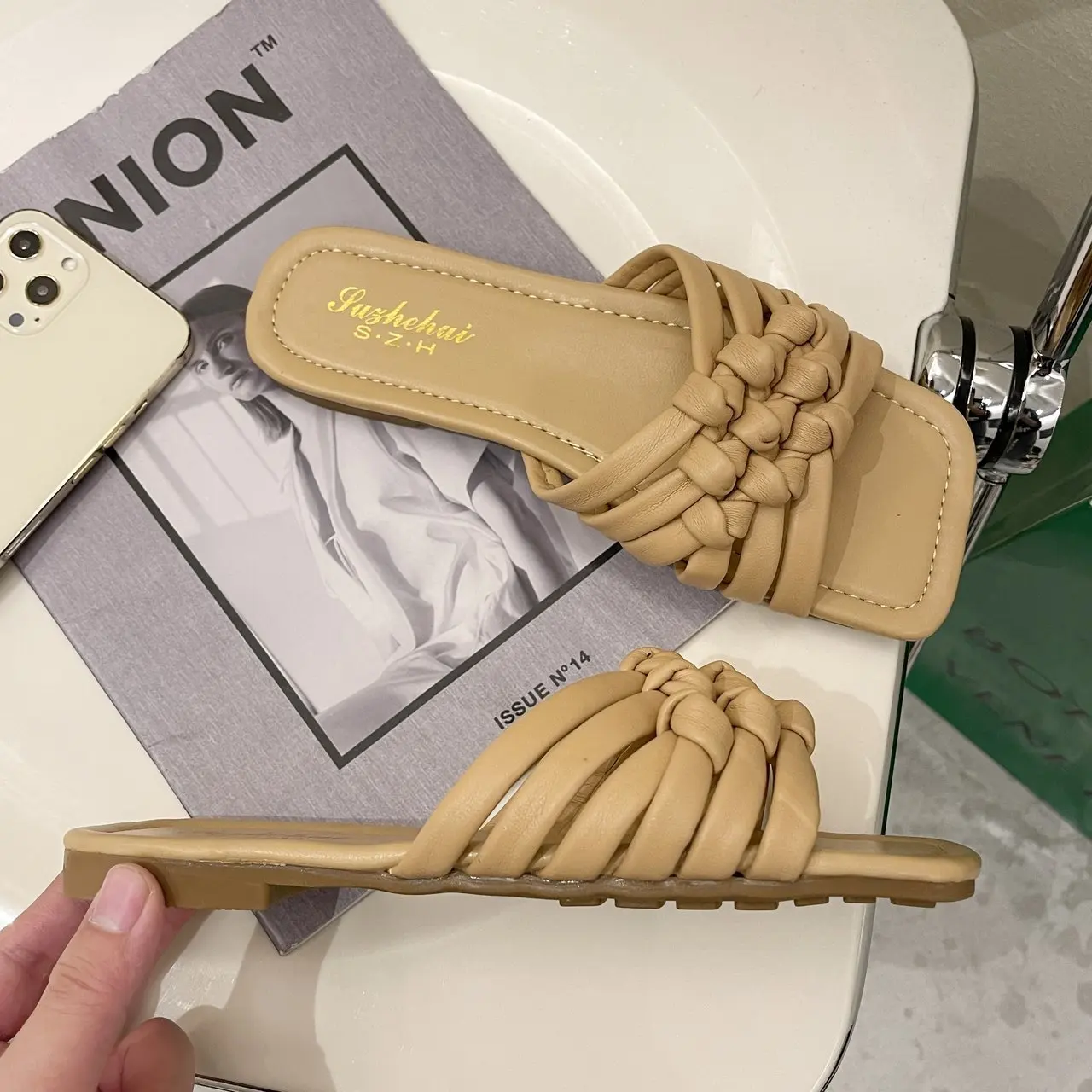 

HQFZO Women Slippers Flat Open Toe Weave Leather Outdoor Low Heels Beach Slides Non-slip 2021 New Spanking