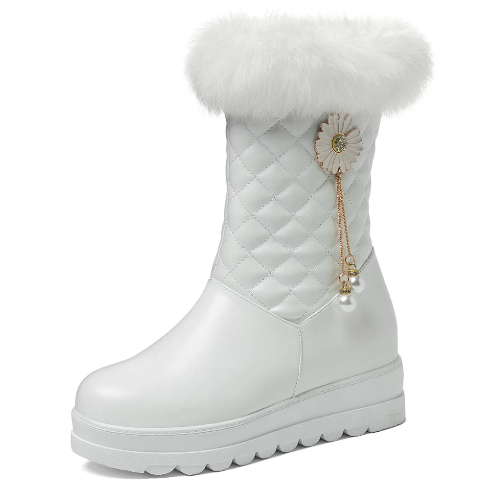 

2021 New Fashionable Leisure Women Shoes Flower Round Toe Short Plush Warm Autumn Winter women Boots Metal Decoration