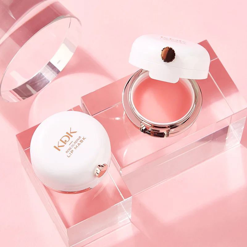 Увлажняющая Маска для губ с клубничкой отшелушивающая и выцветающая маска от