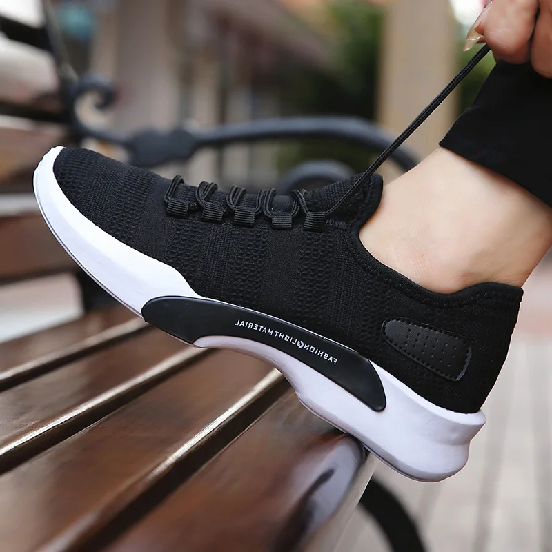 Кроссовки мужские сетчатые на шнуровке дышащие Вулканизированная подошва