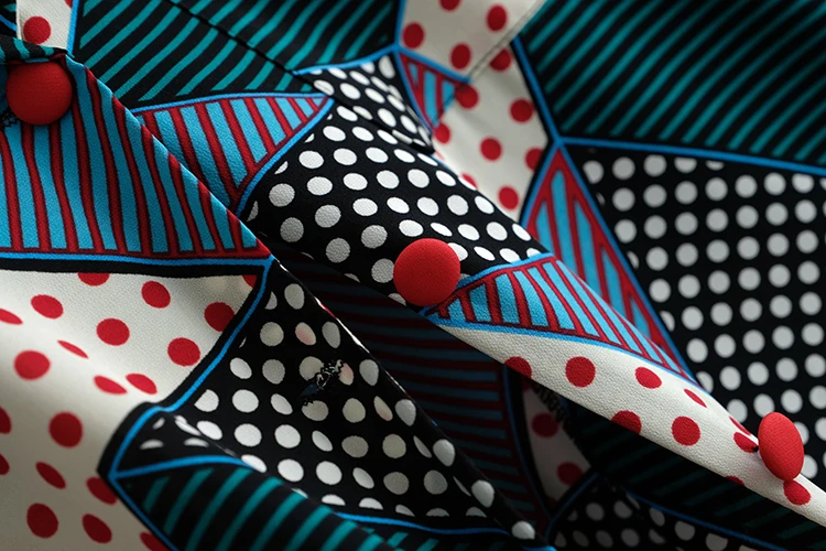 Женские модельные футболки Блузы с длинным рукавом и отложным воротником топы