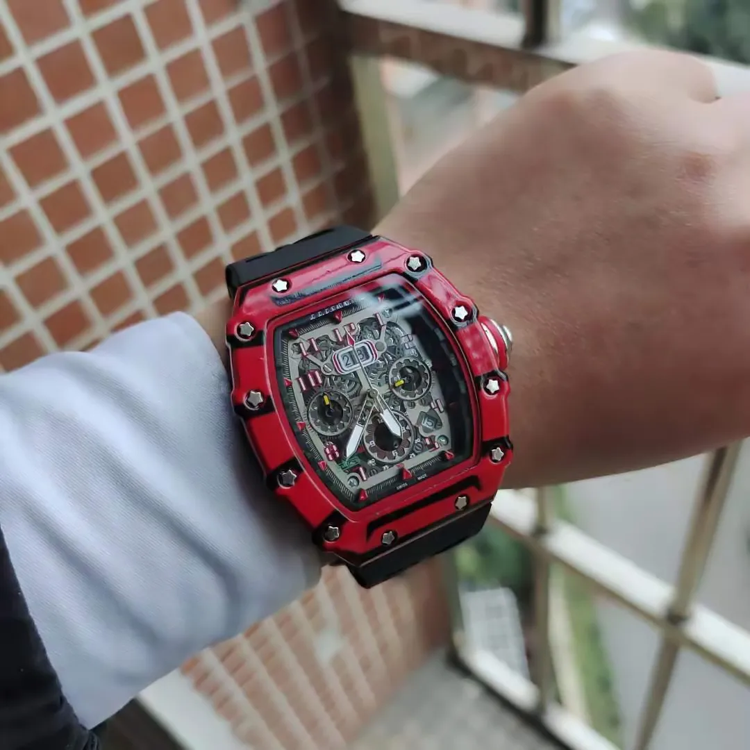 

Yunli Richard-2020 fashion trend, a star-shaped wine barrel full of diamonds personality, luxurious and luxurious aaaa+watch