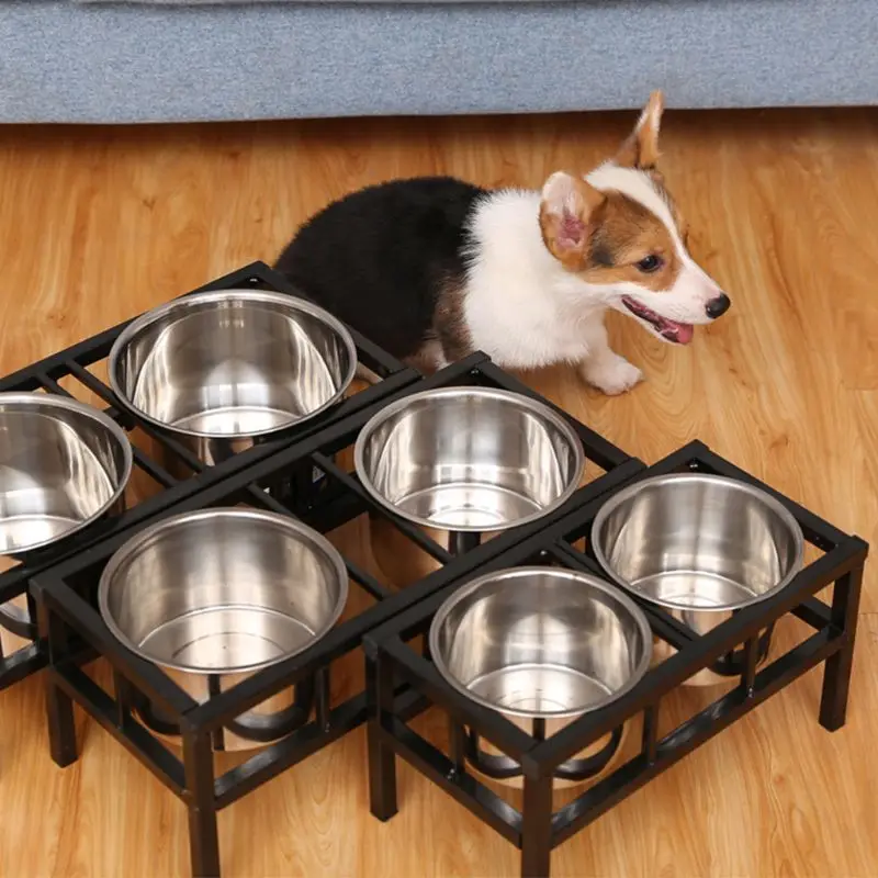 

Приподнятая кормушка для собак с 2 съемными чашами из нержавеющей стали, подставка для диспенсера воды для домашних животных, предотвращает...