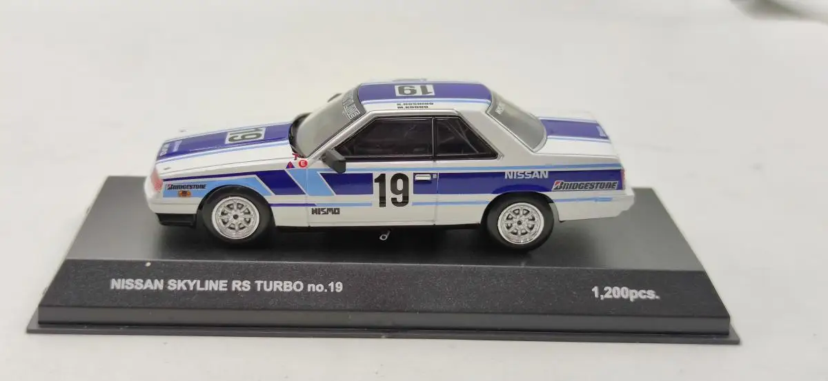 Модель автомобиля Kyo sho 1:43 NISSAN SKYLIN RS TURBO NO.19 из сплава металлические игрушки для