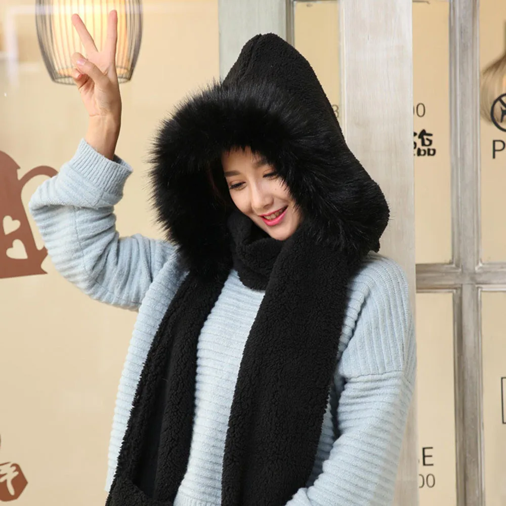 Женский теплый пушистый шарф с капюшоном из искусственного меха на осень и зиму