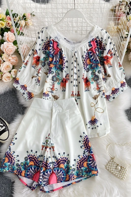 

2021 spring and summer new fashion loose and slimming printed baby shirt top + high-waist wide-leg shorts two-piece suit