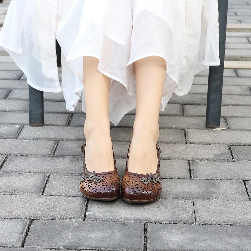 

Round toe thick heel women sandals 2020 spring original national wind leather mid-heeled sandals cowhide hollow shoes