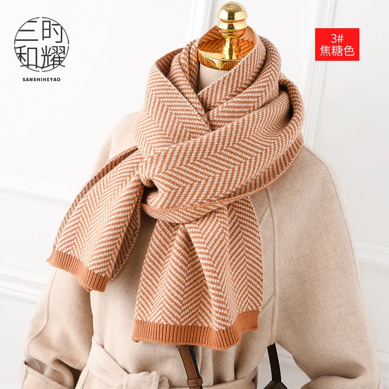 Женский классический вязаный шарф с узором елочка теплый из кашемира в милом