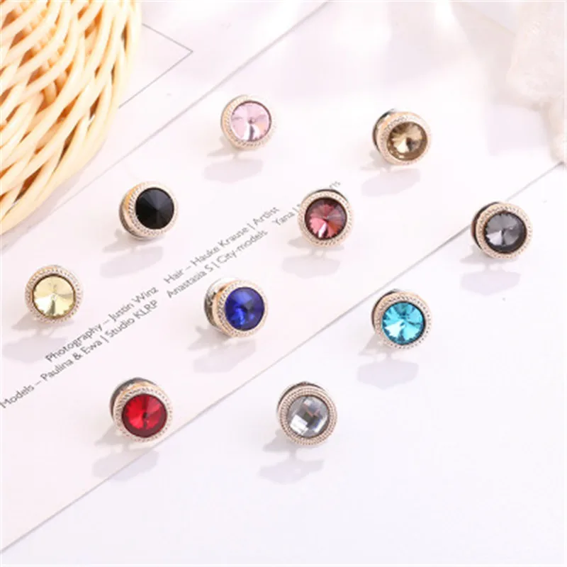 10 шт. новая маленькая свежая легкая пуговичная брошь комплект женской одежды