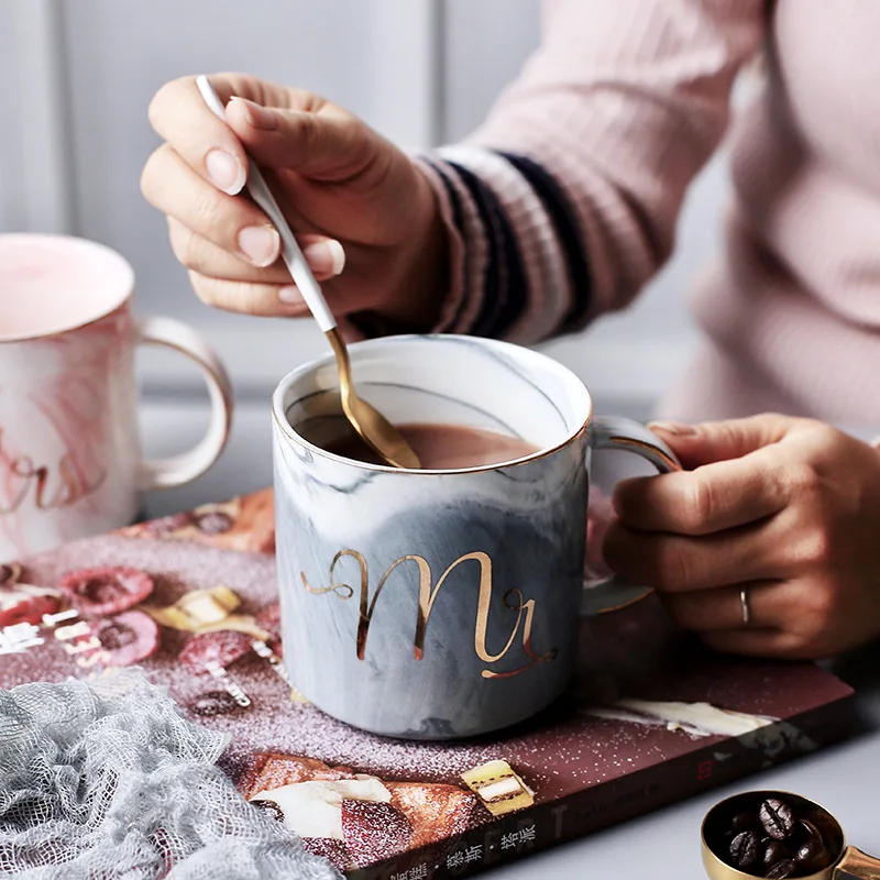 Керамическая кружка с мраморным узором Mr Mrs чашка для завтрака сока молока (без
