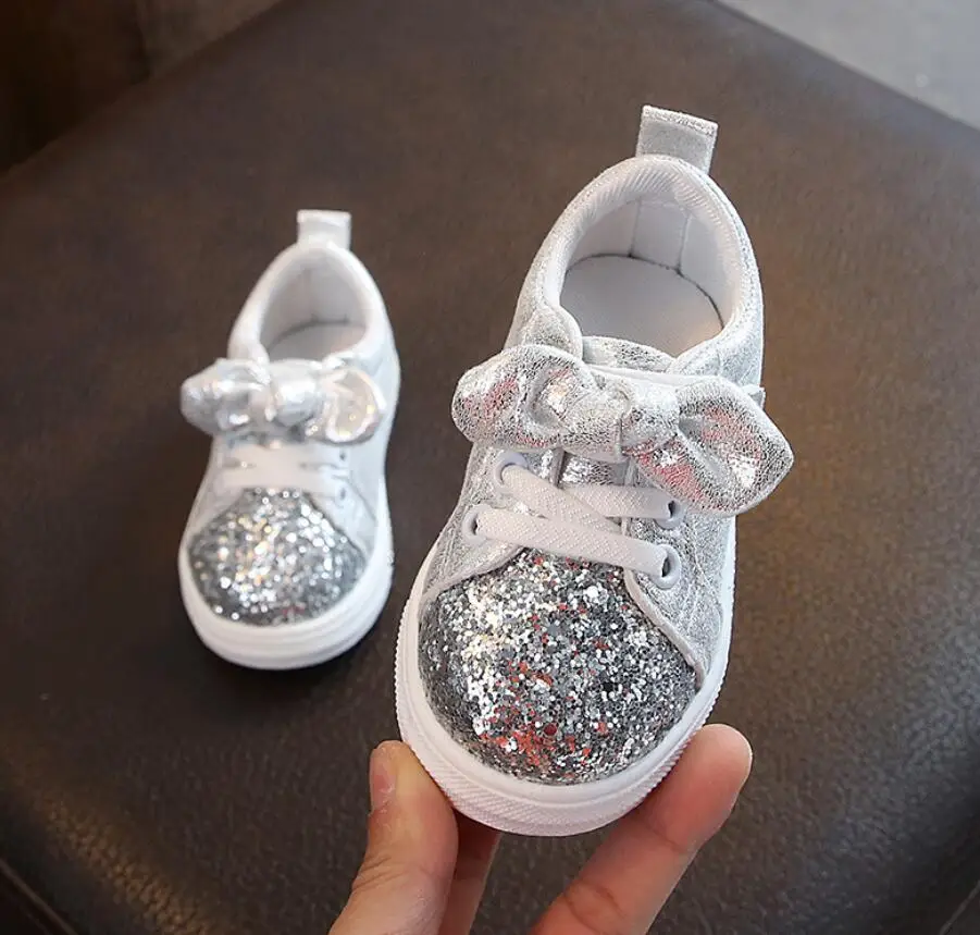 Детская обувь для детей девочек кроссовки с блестками маленьких мягкая подошва
