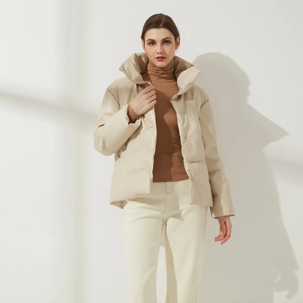 Парка женская зимняя из плотного хлопка однотонная водонепроницаемая | Женская