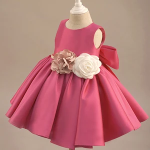 Детское кружевное платье с бантом, на возраст 1 год