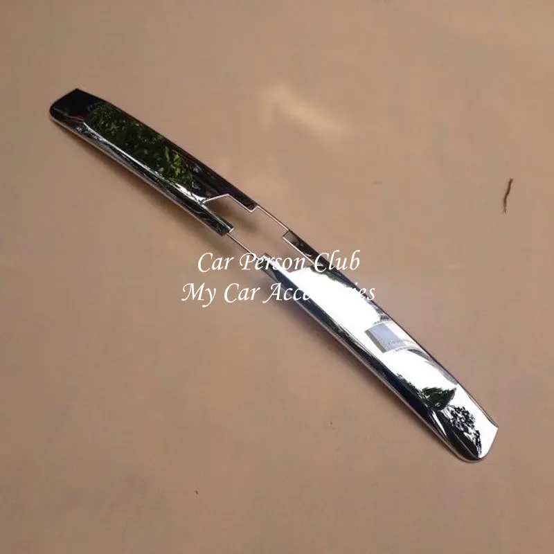 Накладка на заднюю крышку багажника из нержавеющей стали декоративная накладка