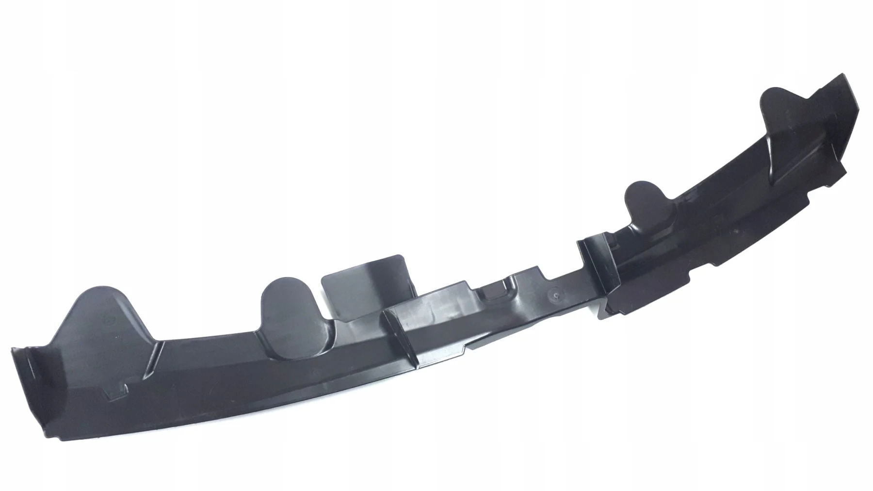 

Volkswagen Passat CC Radiator Support 3 C8121330C