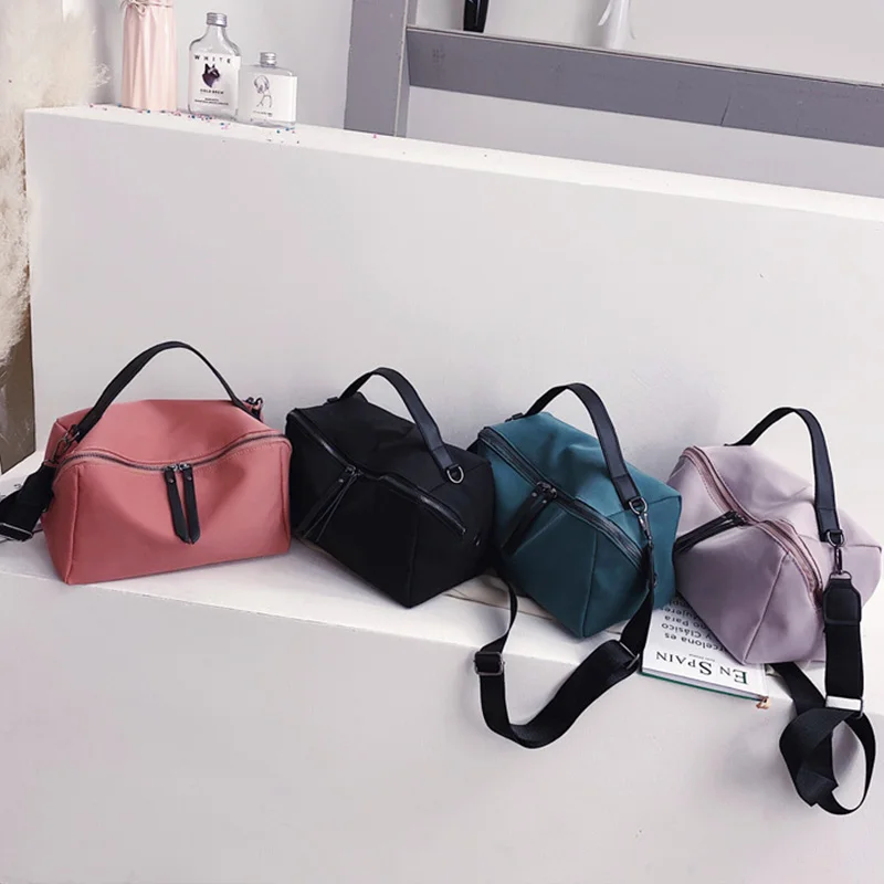 

Nylon Pillow Shape Crossbody Shoulder Bags for Women Daily Shopping Purse Handbag Female Casual Travel Shopper Wallet Phone Tote