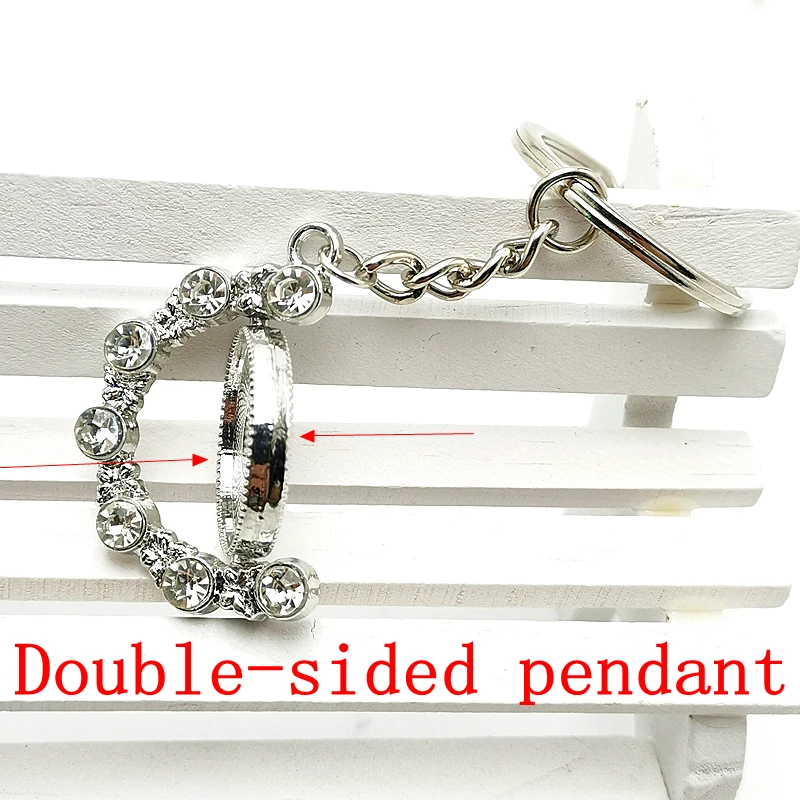 

2020Naruto Naruto New Fashion Anime Writing Round Eyes Double-sided Rotating Crystal Pendant Keychain Glass Convex Keychain Gift