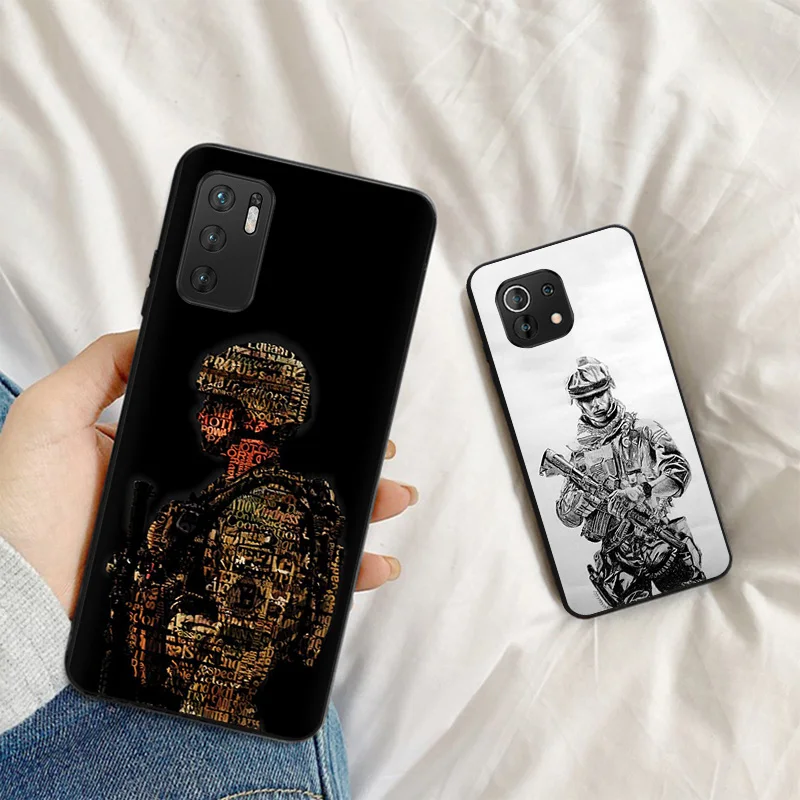 Мощный армейский солдат черный мягкий ТПУ матовый чехол для телефона Xiaomi Redmi Note 11