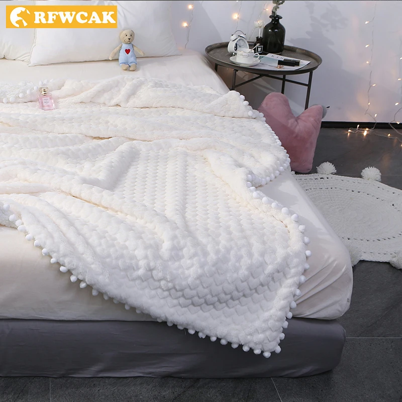 

Winter Travel Girl Heart-shaped Imitation Rabbit Wool Double Thickened Warm Cashmere Mattress Office Sofa Cover Blanket