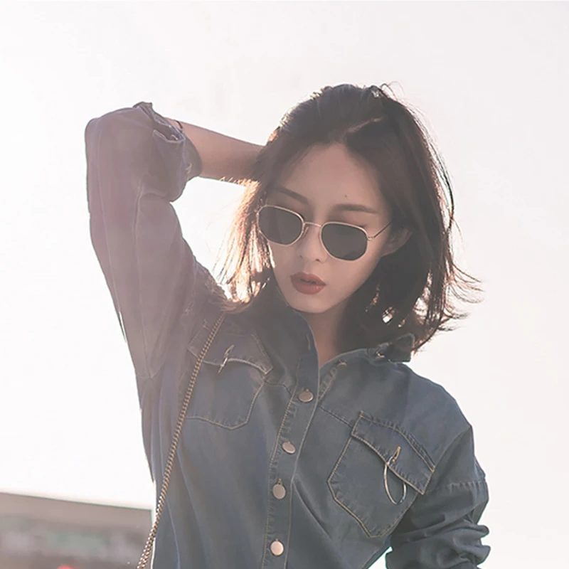 

Fashion Sunglasses Women Brand Designer Small Frame Polygon Clear Lens Sunglasses Men Vintage Sun Glasses Hexagon Metal Frame