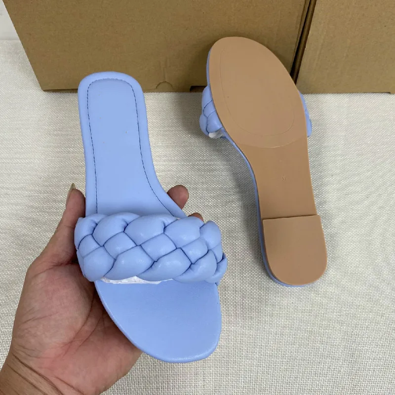 

Summer Sandals New 2021 Flat Bottom Fashion Women Slides Big Size 36-41 Slip on Sandals Woman Outside Beach Flat Designer Shoes