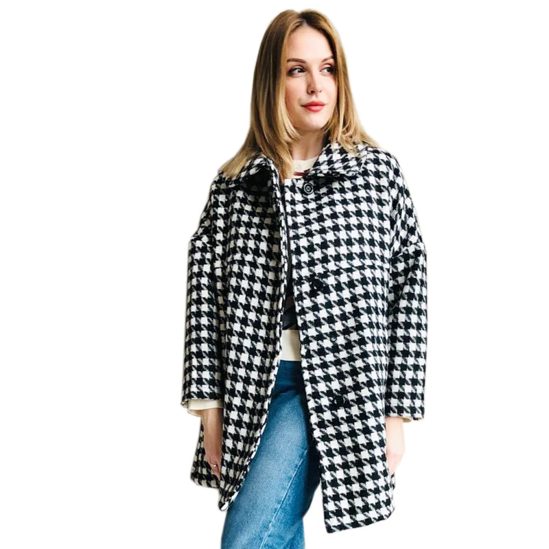 

Plaid Woolen Coat Women's Black / white Mid-length Autumn/ winter Coat Loose Coat Fashion Women's Clothing