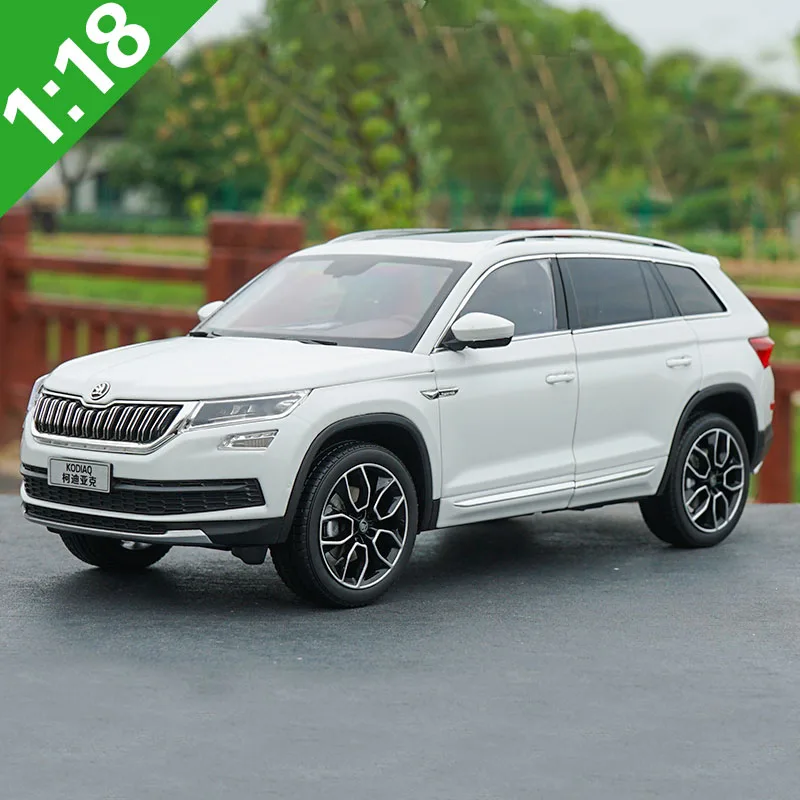 1/18 Skoda KODIAQ SUV литая под давлением металлическая модель автомобиля игрушка для детей подарки на день рождения Коллекция игрушек оригинальная коробка