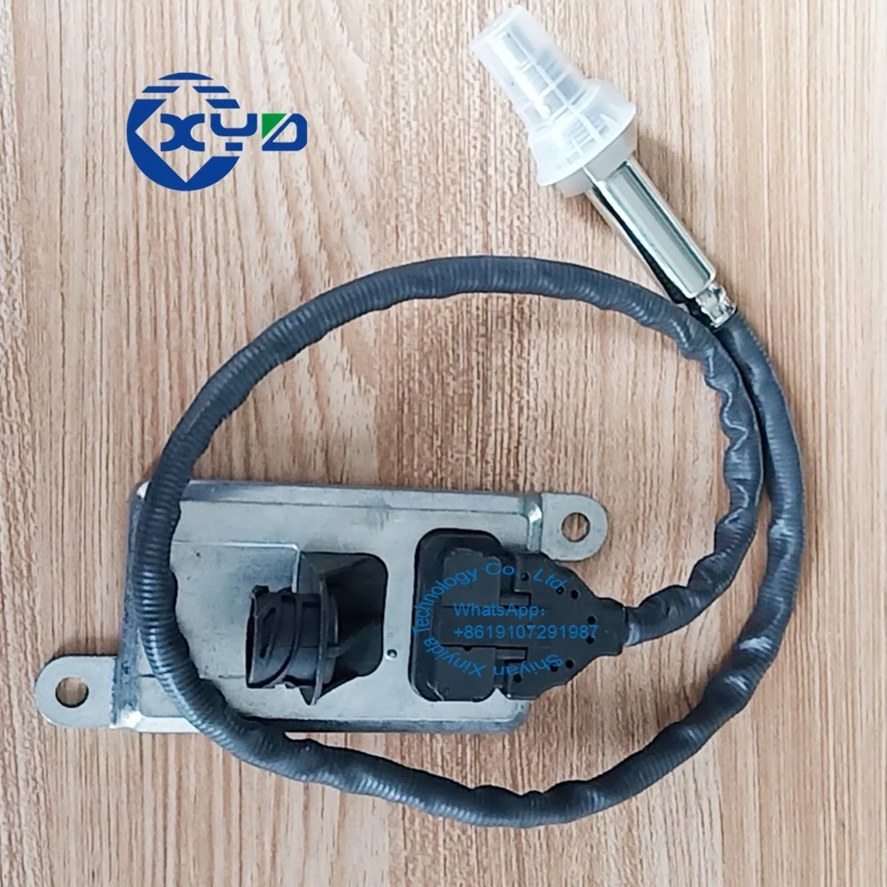 

XINYIDA LOW price auto SCR parts 24V nox sensor 2020691 5WK9 6612D 5WK96612D